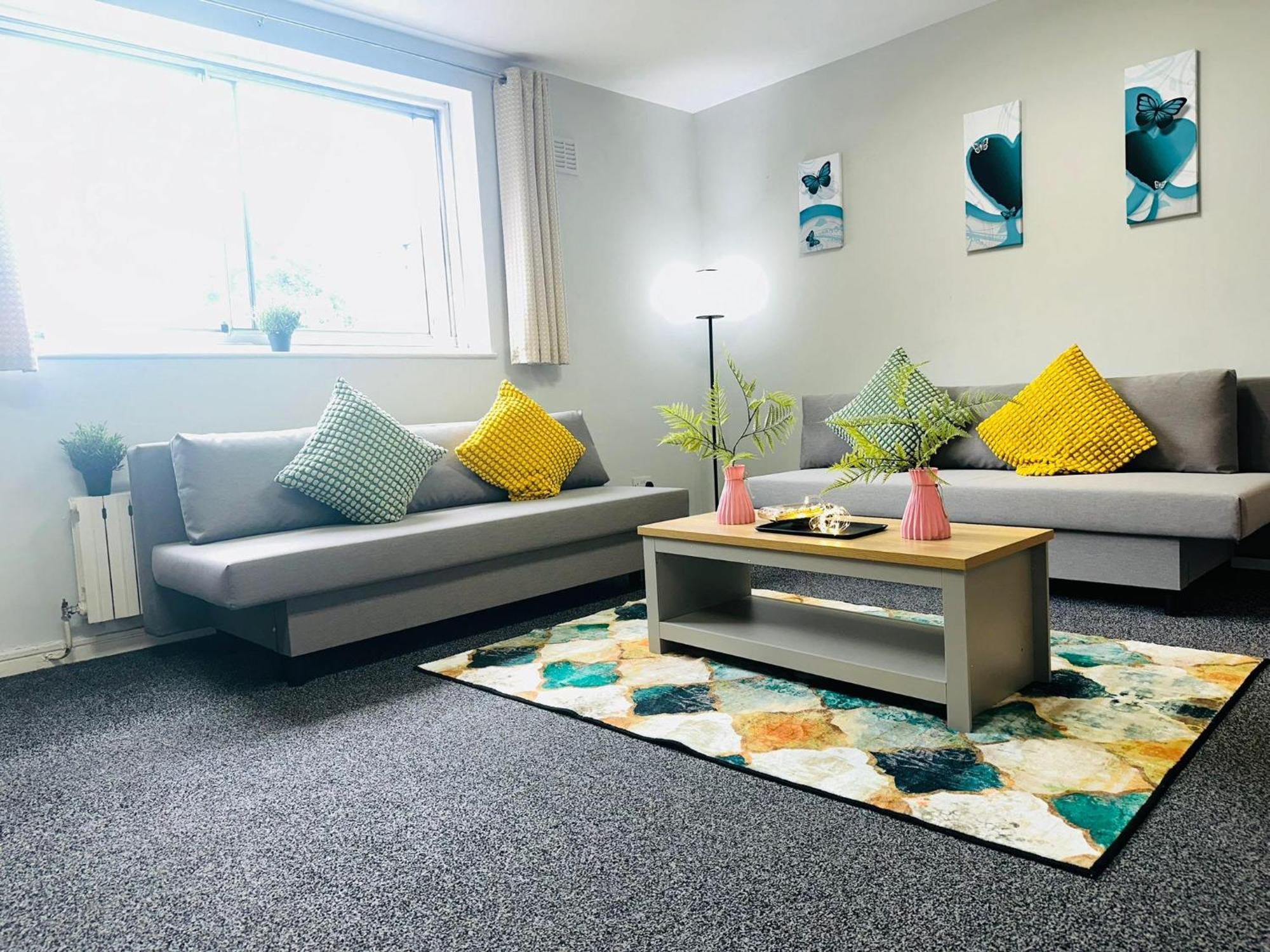 Cosy Private Two Bedroom Apartament In Kensinghton Can Fit Up To 8 Guests London Bagian luar foto