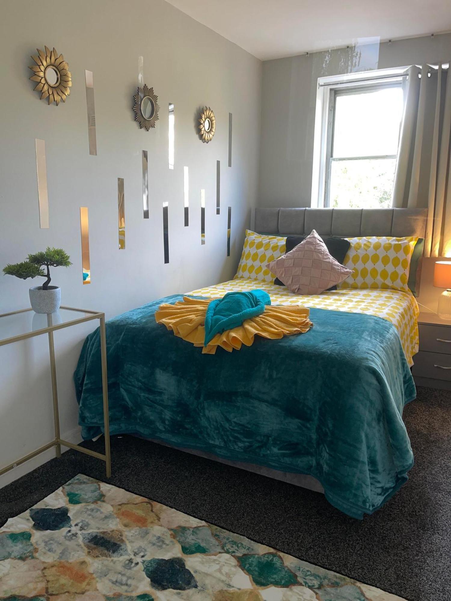 Cosy Private Two Bedroom Apartament In Kensinghton Can Fit Up To 8 Guests London Bagian luar foto